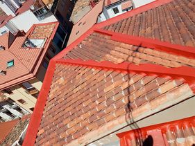 Blesa Tejados techo rojo